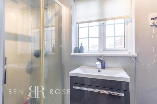 Master Ensuite