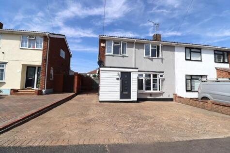 Sunnymede Close, Benfleet, SS7