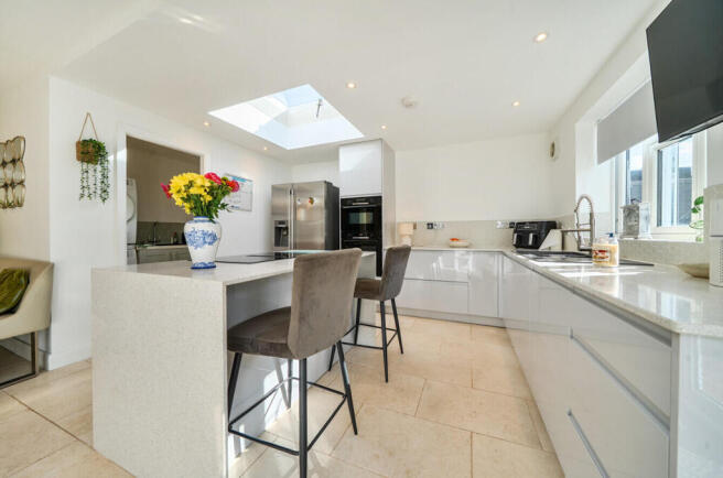 Paddock Close, Creech St. Michael, Taunton photo 4