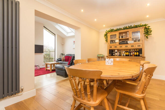 Dining Area / Sun...