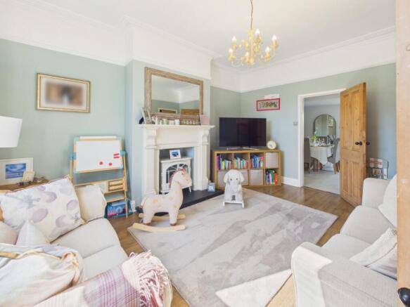 4 bed Detached for sale Image 5