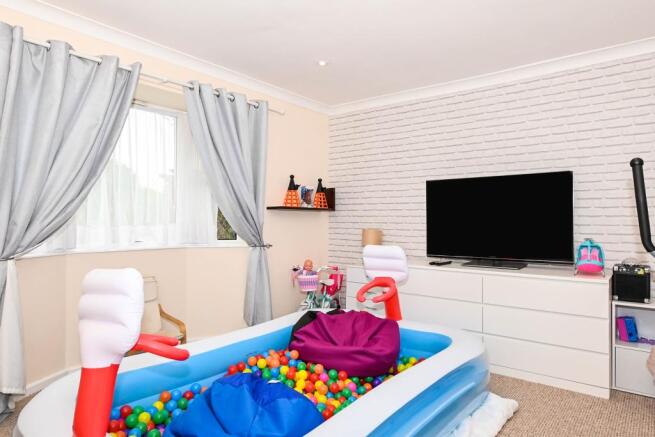 Bedroom/play room