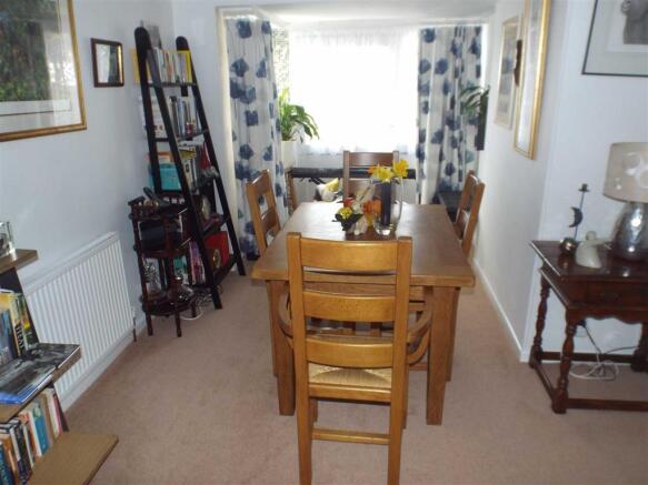 DINING ROOM: