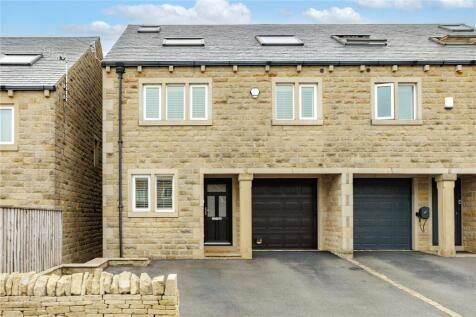 Oak Dene Close, Greenfield, Saddleworth, OL3
