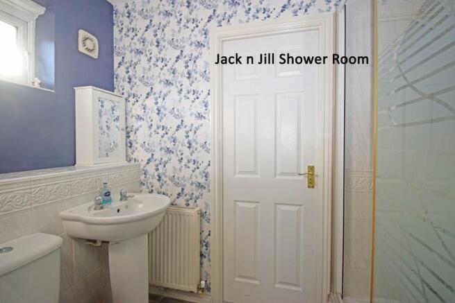 3 Impney Way, bed 2 & 3 Jack n Jill a.jpg
