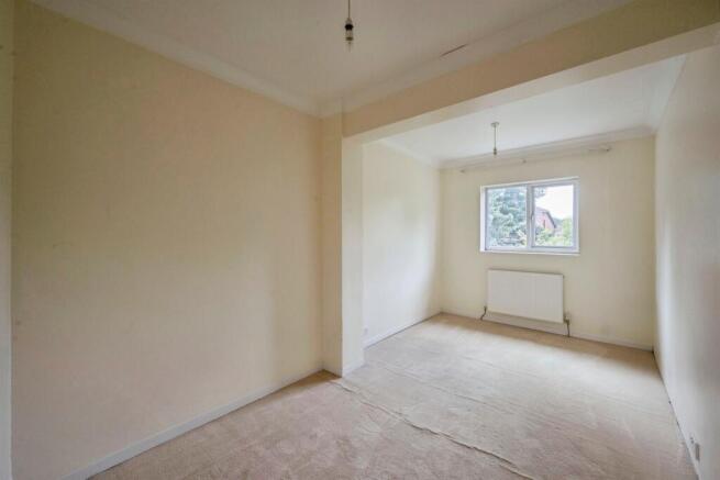 3 bed Semi-Detached for sale Image 7