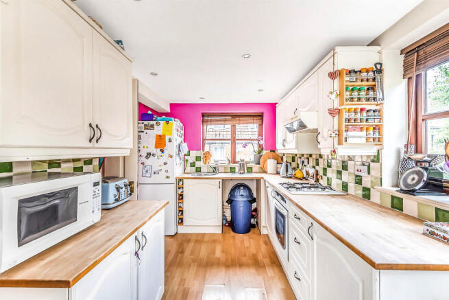 Kitchen / Diner / Lounge