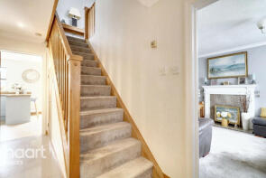 4, Darris Close, Hayes UB4 9RX