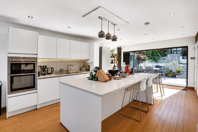 Main kitchen.jpg