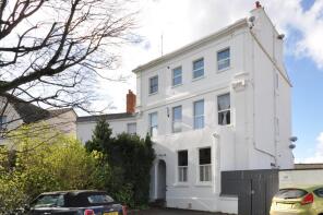Flat 5, 98, Prestbury Road, Cheltenham GL52 2DJ
