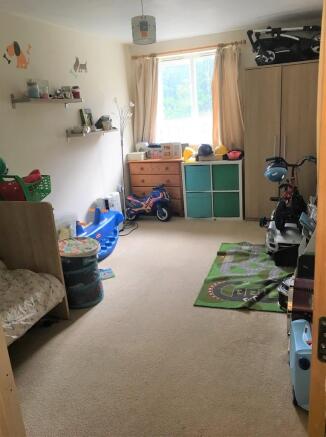 Photo 3