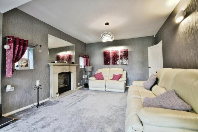 Foxland Road, Gatley, Cheadle, Greater Manchester, SK8 photo 5