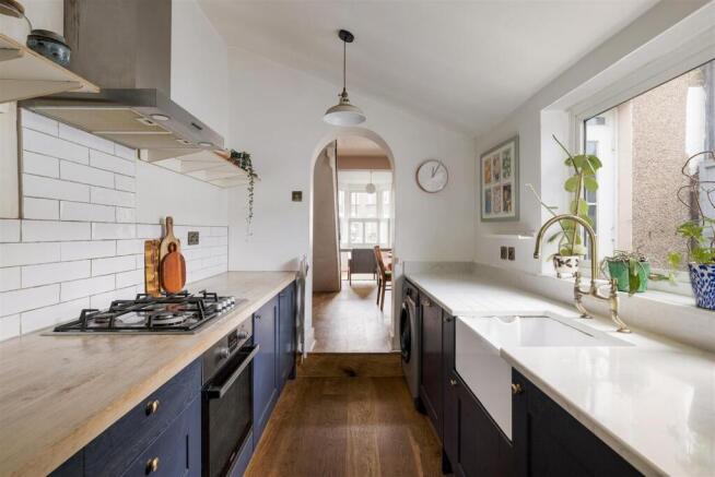 Thorpe Road, E7