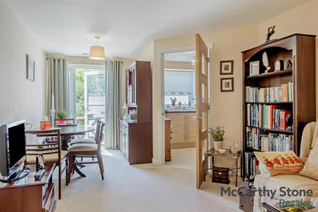 8690737-interior09-800.jpg