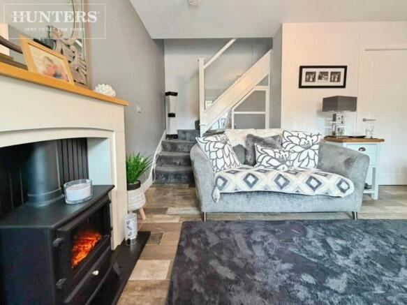 2 bed Semi-Detached for sale Image 8