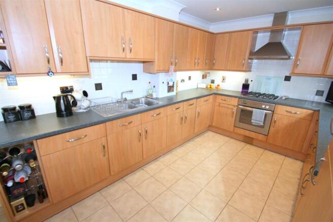Kitchen.JPG