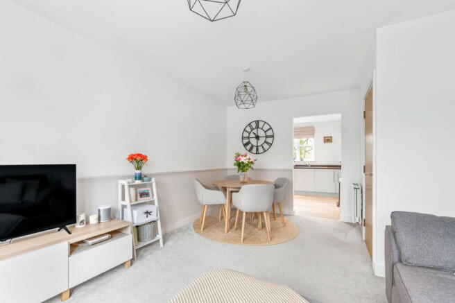 2 bed Apartment for sale Image 5