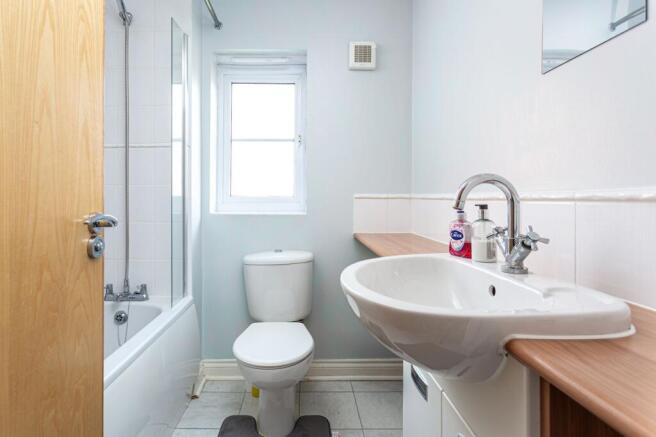 3 bed Semi-Detached for sale Image 11