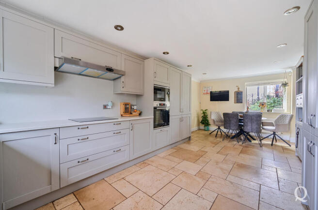 a84aa1a9-7672-4fc...