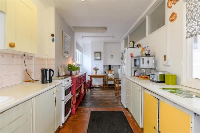 8421220-interior04.jpg