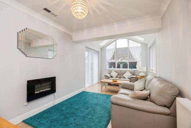 3 bed Detached Bungalow for sale Image 7