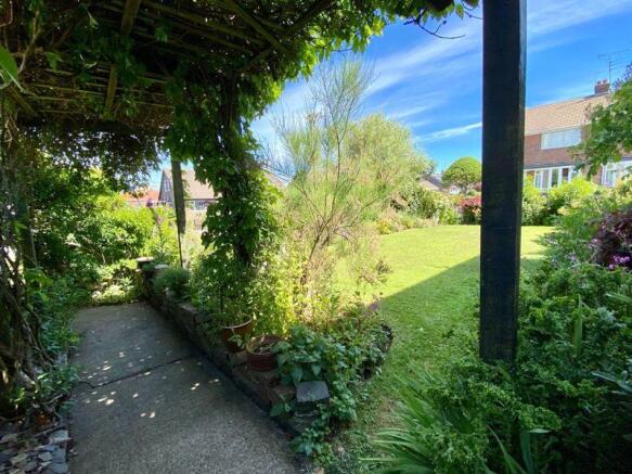 Side Garden 