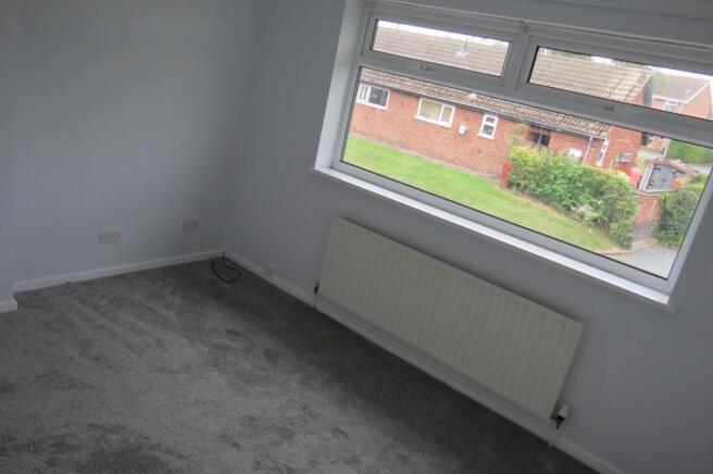 3 bed Semi-Detached to rent Image 8