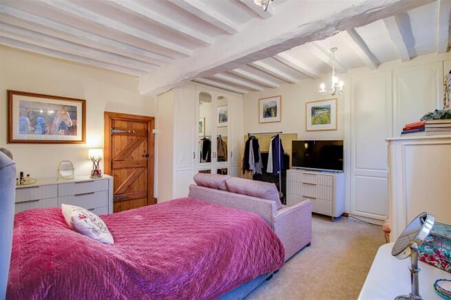 5 bed Farm House for sale Image 10