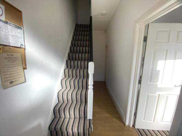 3os.gf hallway.JPG