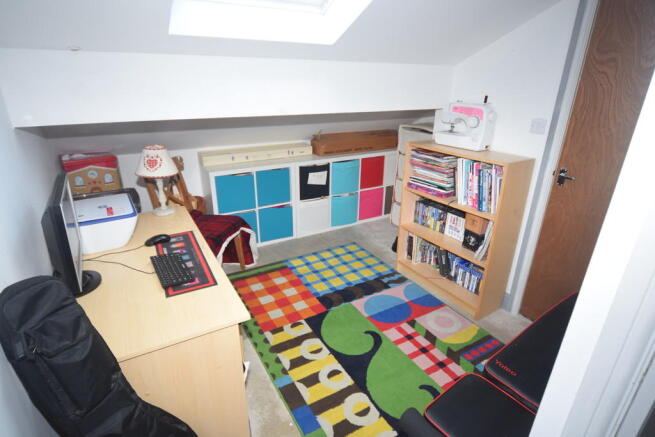BEDROOM 3