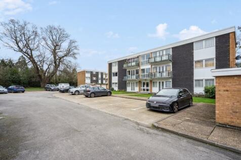 West End Court, Stoke Poges, SL2