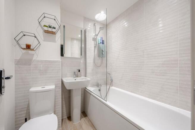 2 bed Terraced for sale Image 11