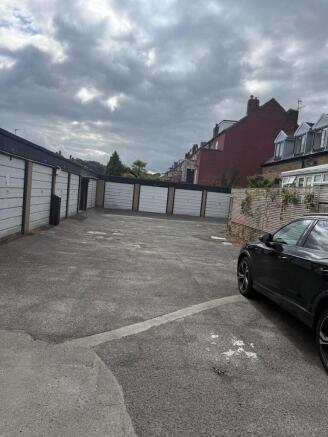 Garages for sale Image 6