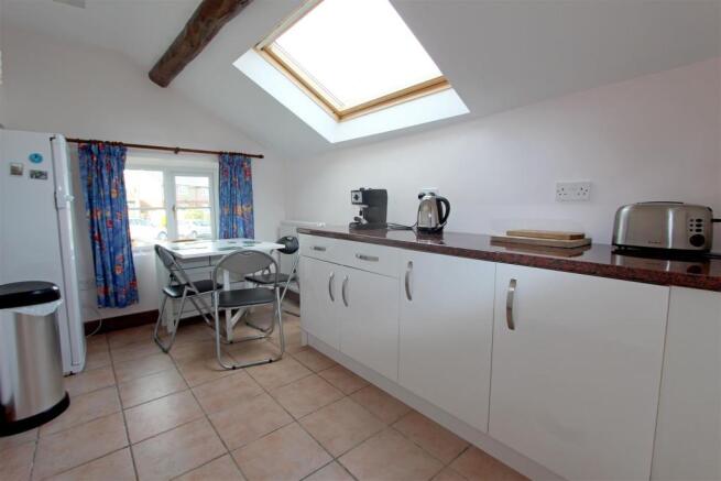Breakfast room.jpg