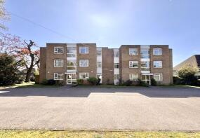 6, Russell Court, Walsall Road, Sutton Four Oaks, Sutton Coldfield B74 4NS