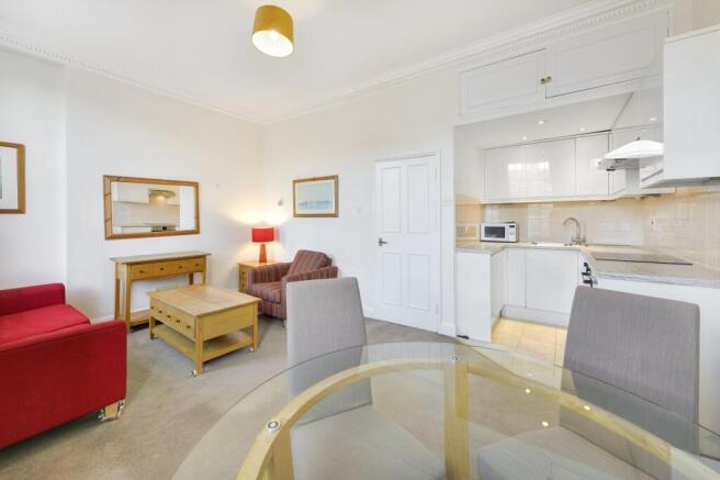 Kitchen/Reception