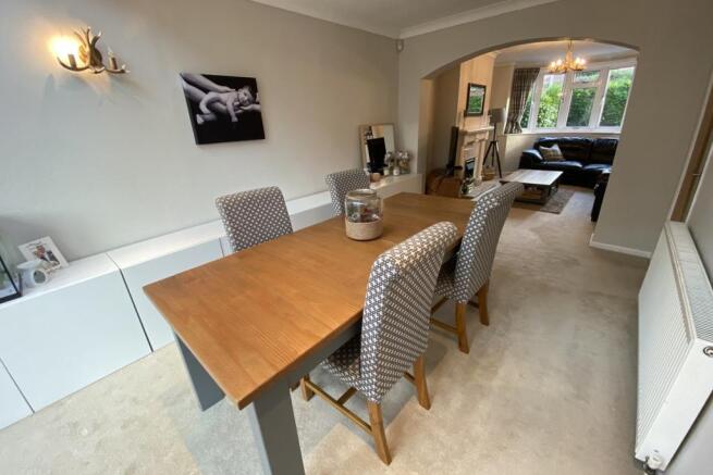living room/dining r