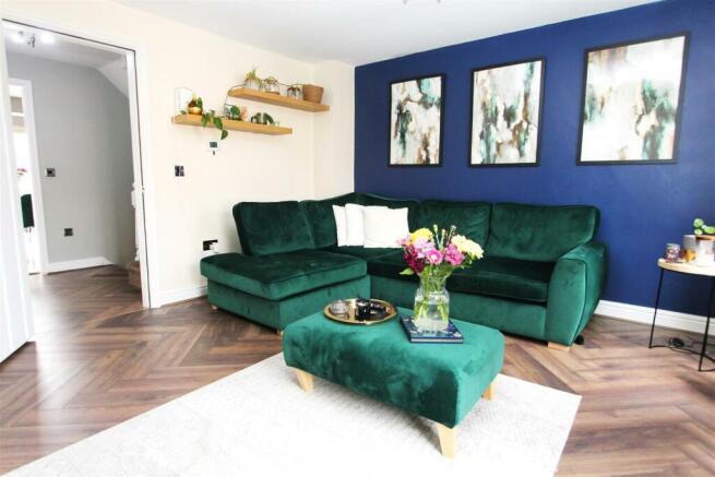 Living Room 4.JPG