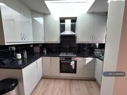 38, Lower Field Road, Reading RG1 6AR