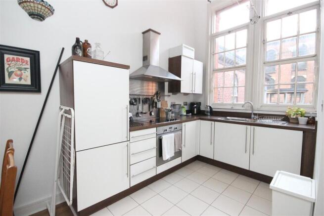 Kitchen.JPG