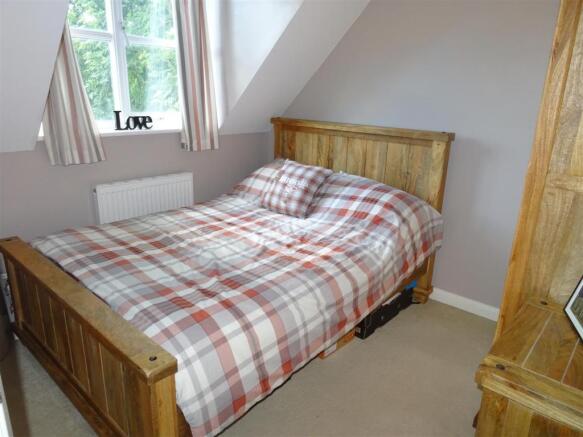 1 Hawks Mill Mews 010.jpg
