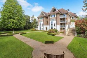3, Burlington Place, Kincraig Drive, Sevenoaks TN13 3BH