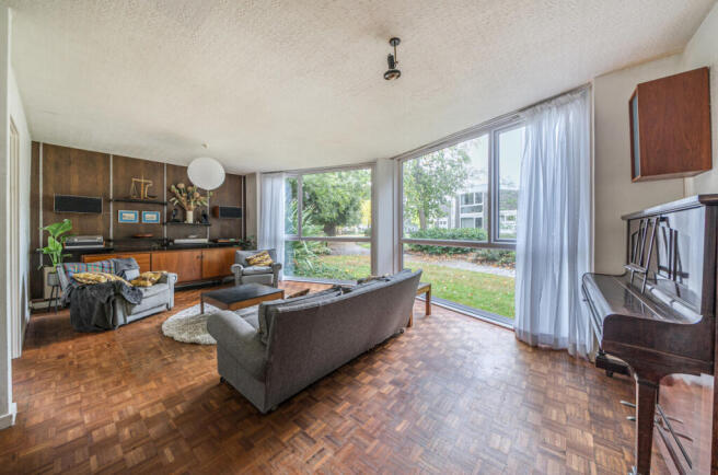 1369760-14-68f627...