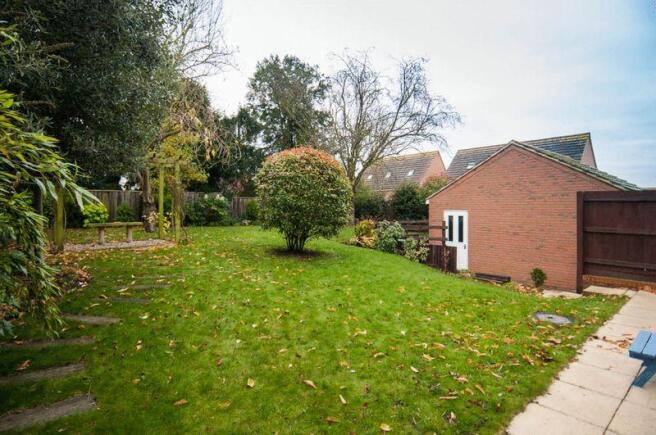 Rear garden an...