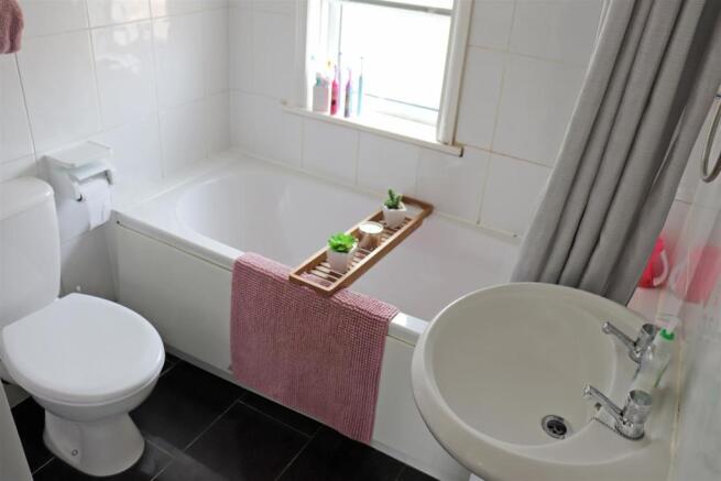 RE-FITTED BATHROOM