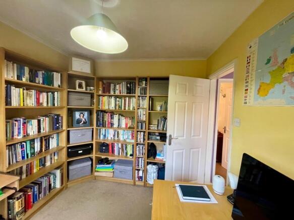Photo 8