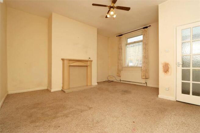 Living Room Pic 1