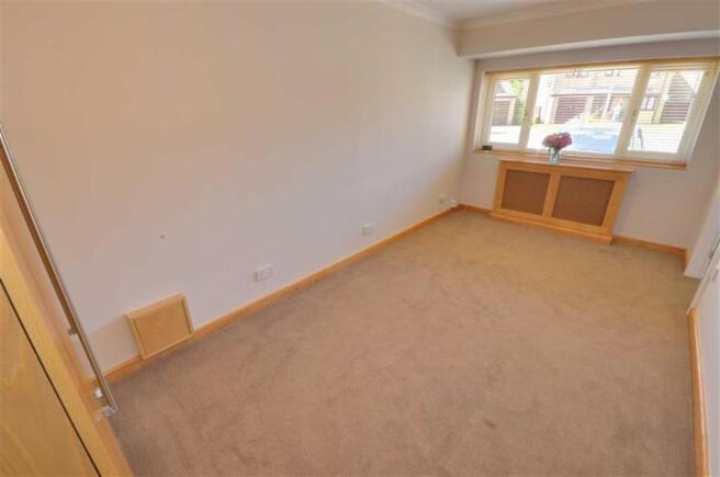 FAMILY ROOM/BEDROOM 