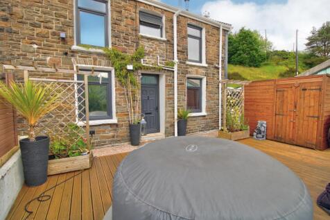 Lower Alma Place, Pentre, CF41