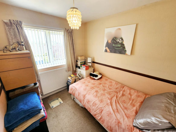 3 bed Semi-Detached for sale Image 8